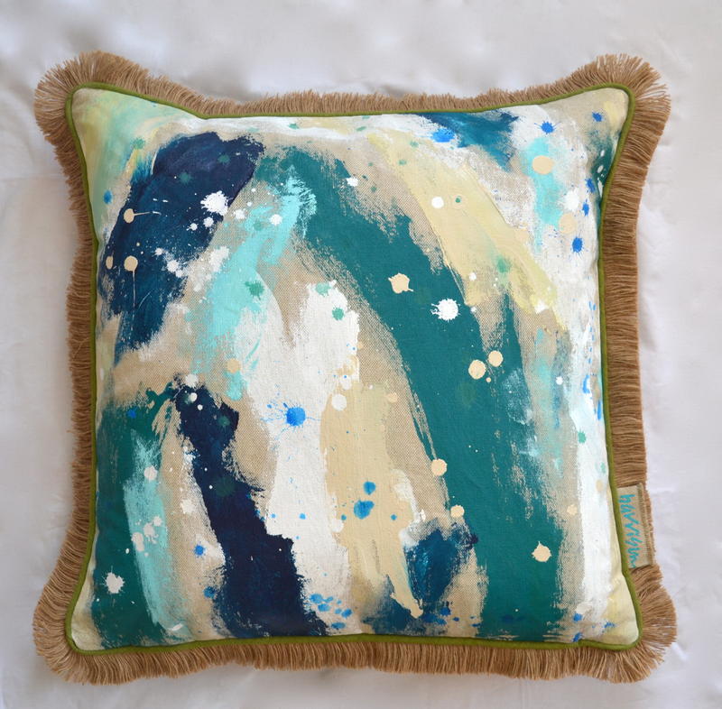 DROP IN THE OCEAN PILLOW II