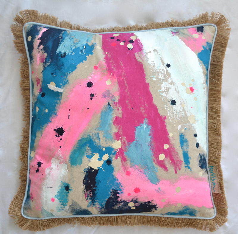 DRESSED TO KILL PILLOW I