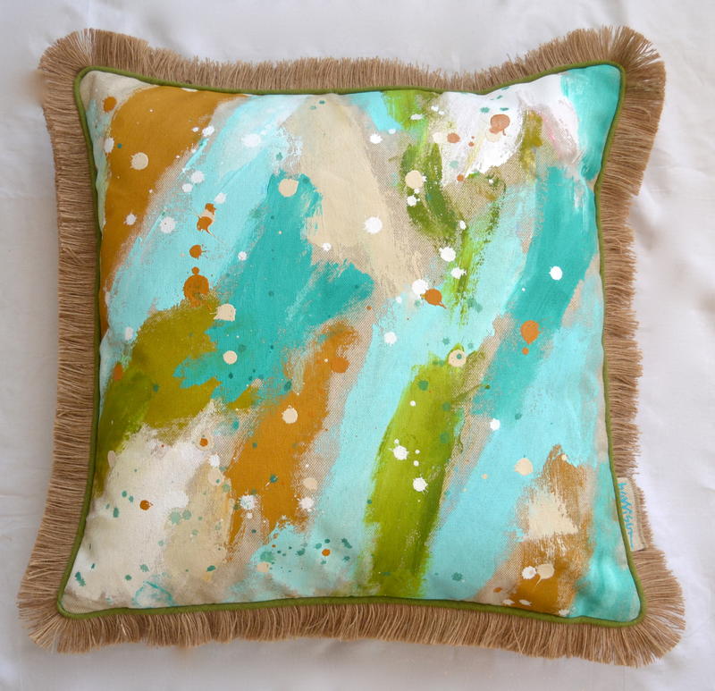 HEAD IN THE CLOUDS PILLOW II