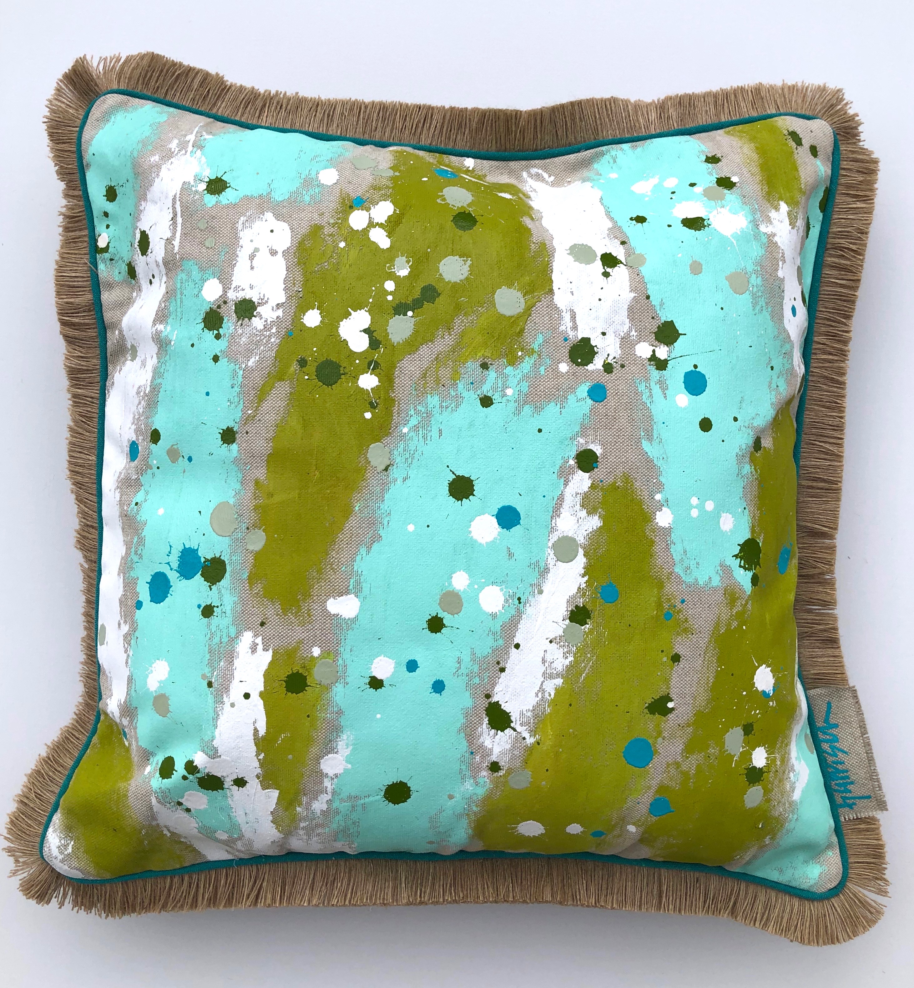 TIDAL WAVE PILLOW I
