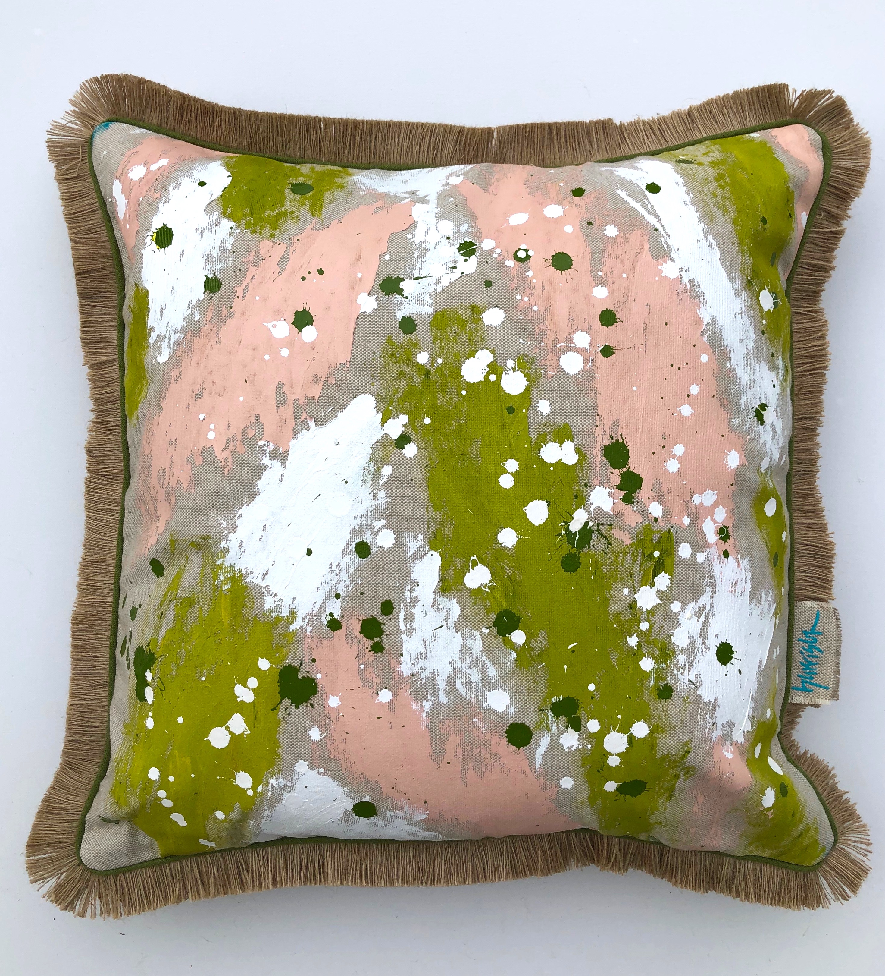 LOVEY DOVEY PILLOW I