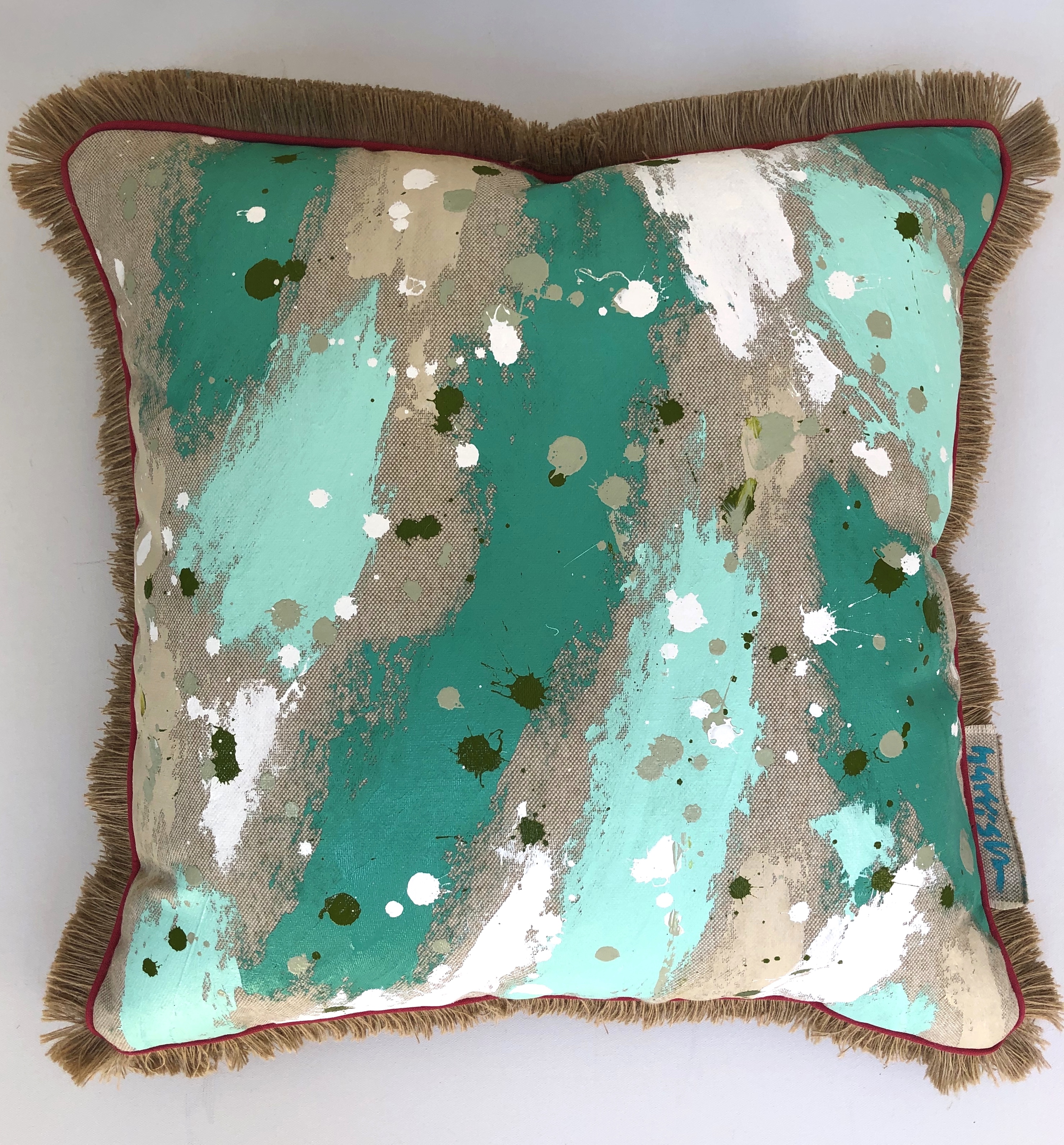 TRICKY TRICKY PILLOW II